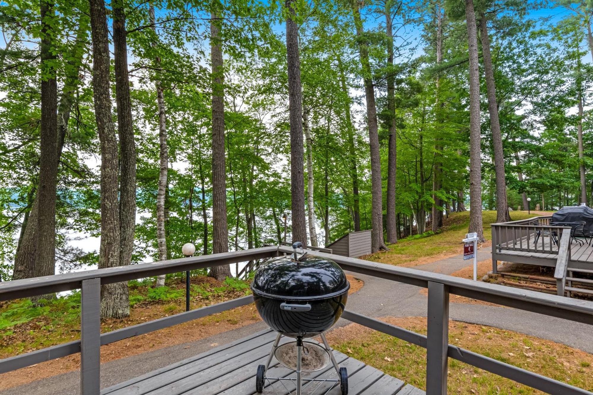 Our Lakeside Legacy Saint Germain Luaran gambar