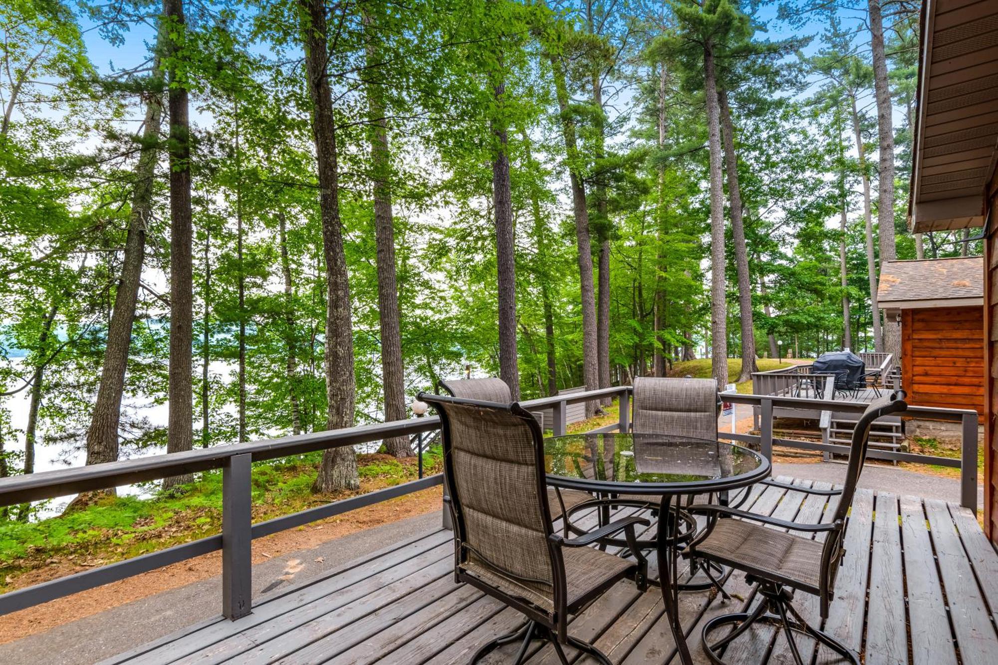 Our Lakeside Legacy Saint Germain Luaran gambar